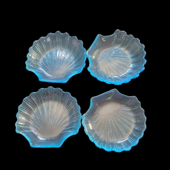 Glass sea shell claim dishes - Picture 2 of 6